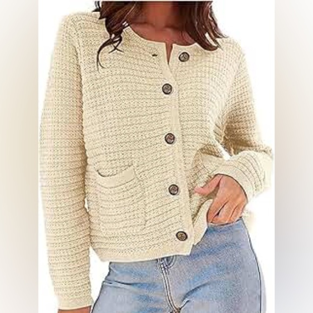 New with tags!! prettygarden chic cardigan size medium